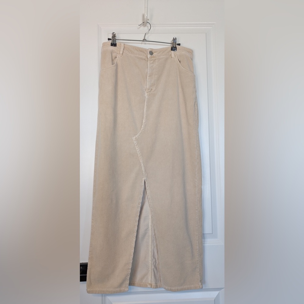 Zara Women’s Corduroy Midi Skirt Front Slit Beige Size Large